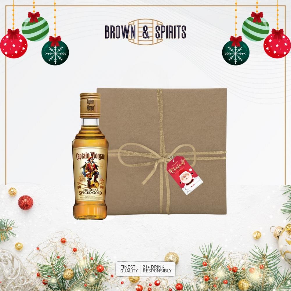 https://brownandspirits.com/assets/images/product/christmas-mini-hampers-captain-morgan-gold-rum-200-ml/small_captain morgan gold mini.jpg